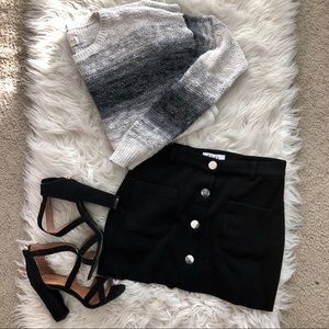 Hollister Cream & Gray Knitted Sweater